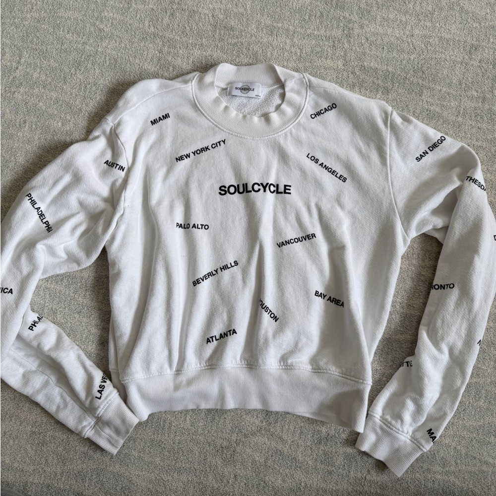 SOULCYCLE CITIES SWEATSHIRT, SIZE M